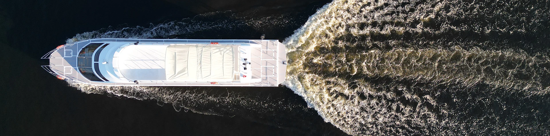 Monohull passagerarbåt